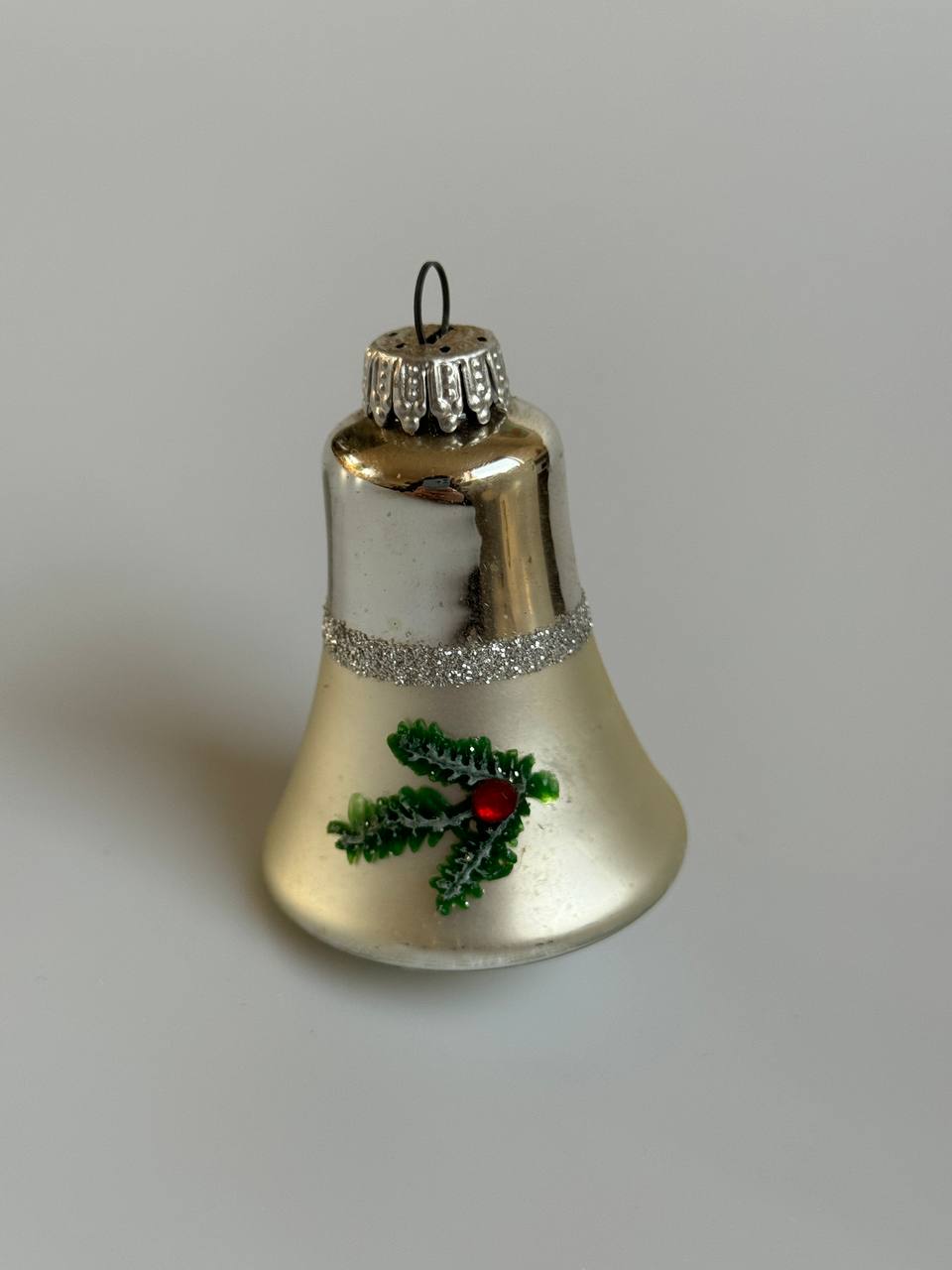 Vintage 1964 Christmas Tree Bell Ornaments