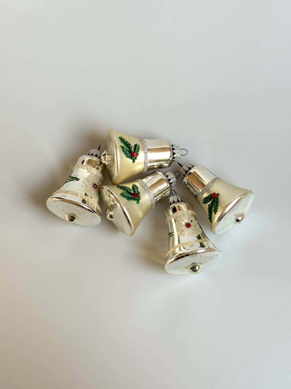Vintage 1964 Christmas Tree Bell Ornaments