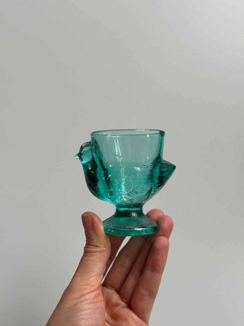Vintage French Chicken-Shaped Glass Egg Cups – Set of 3 (Turquoise/Aqua Blue)