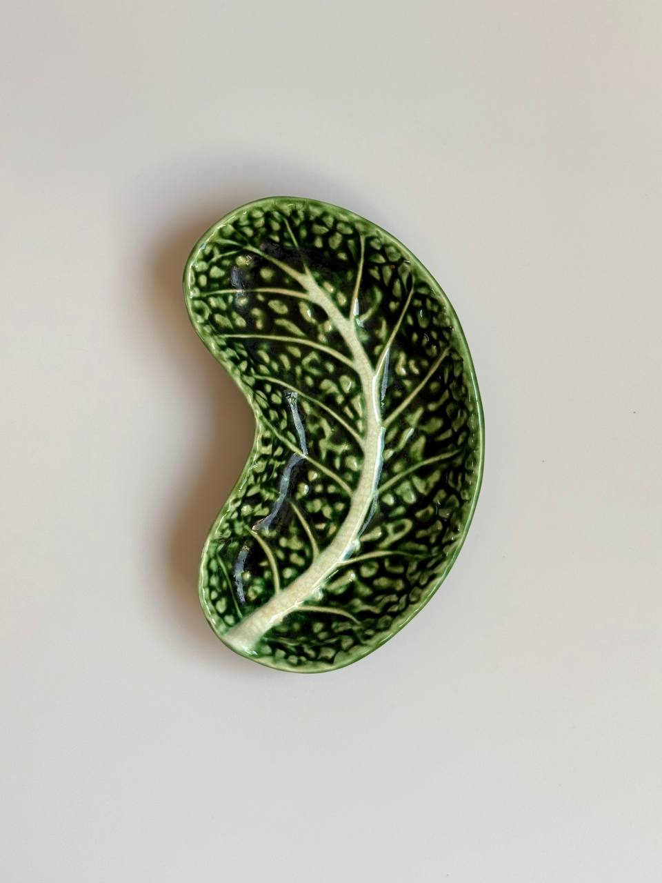 Vintage Portuguese Majolica Cabbage Leaf Kidney-Shaped Dish by Subtil