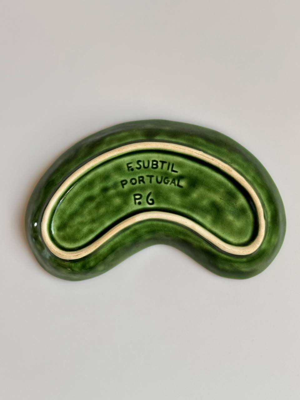 Vintage Portuguese Majolica Cabbage Leaf Kidney-Shaped Dish by Subtil