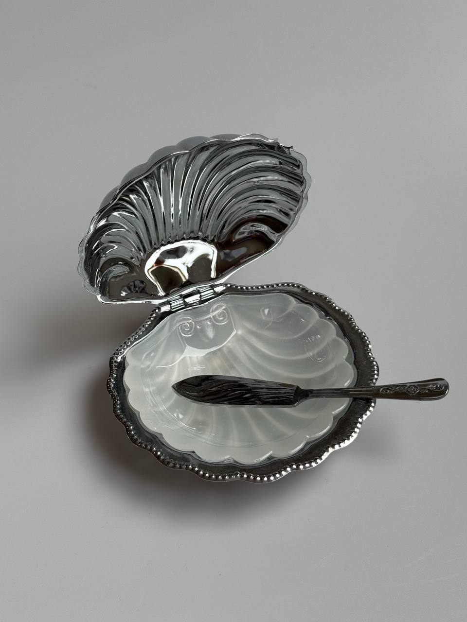 Vintage Clam Shell Butter Dish with Knife