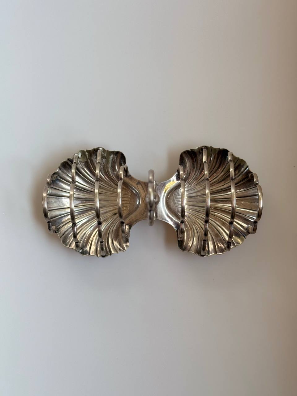 Vintage Shell Pattern Silver Toast Rack